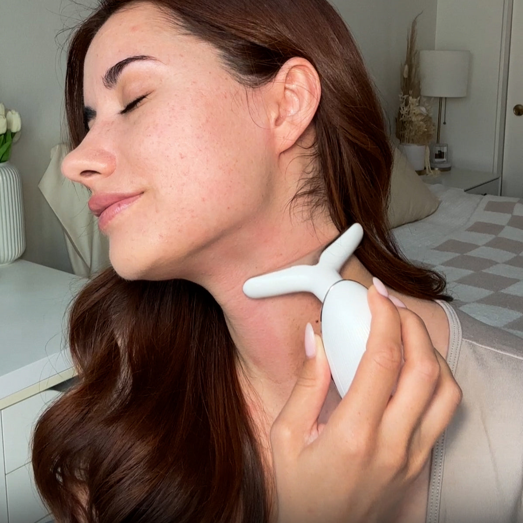 MyoGlow LED Skin Lifting & Glide and Glow Serum